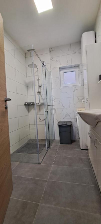 Apartman Helena Сень Экстерьер фото
