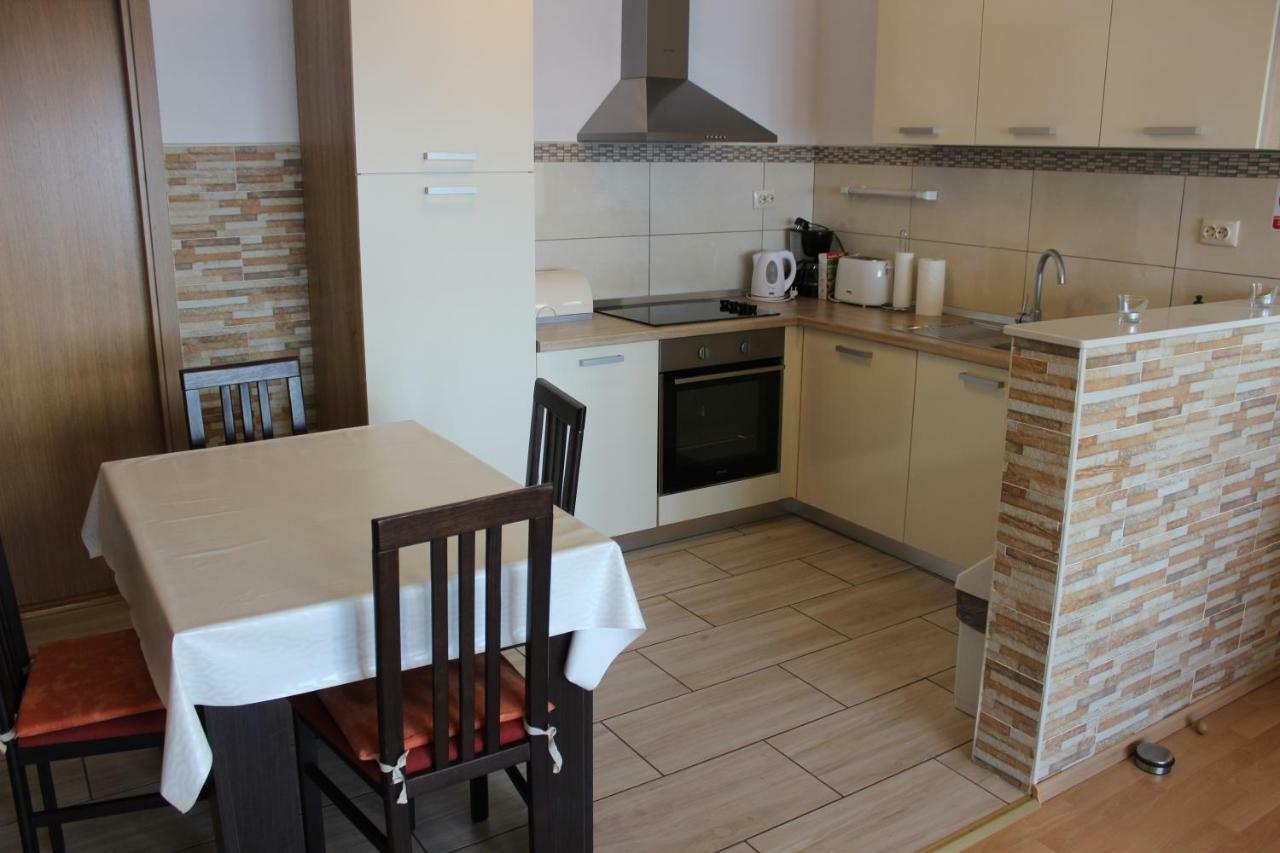 Apartman Helena Сень Экстерьер фото