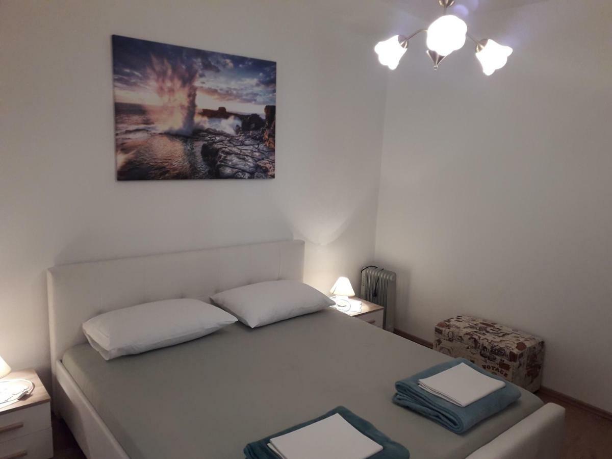 Apartman Helena Сень Экстерьер фото