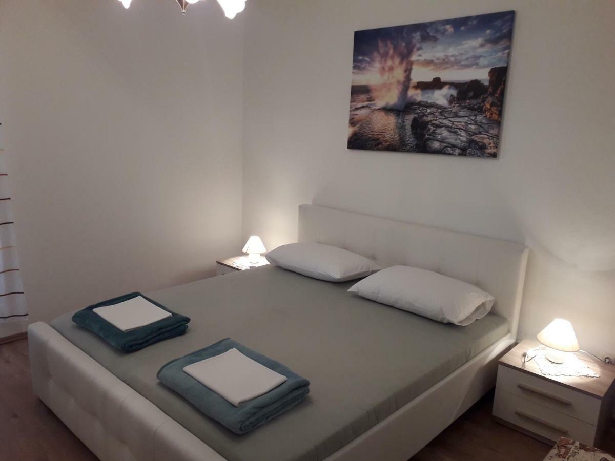 Apartman Helena Сень Экстерьер фото